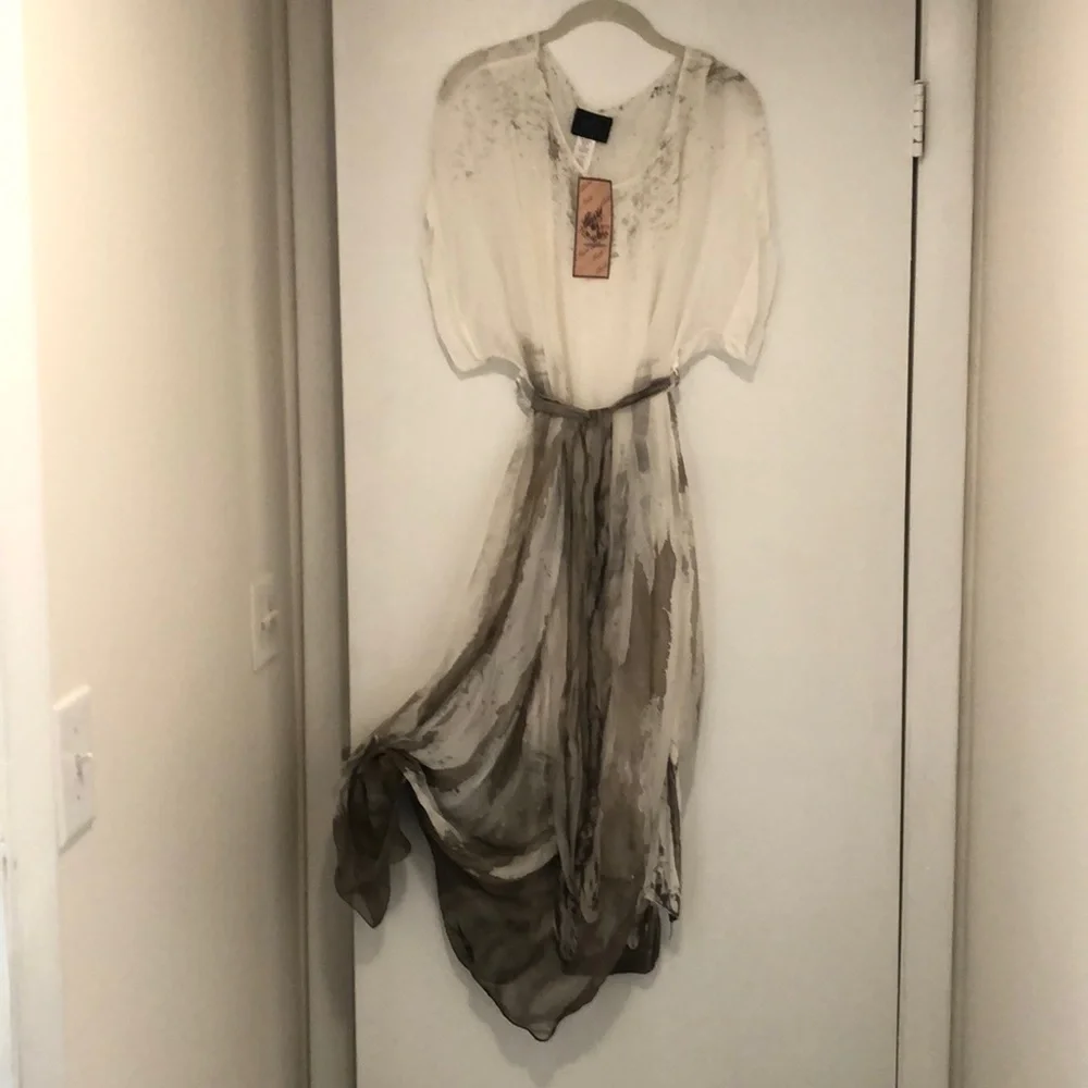 Flowy Grecian style maxi silk lined dress - Picture 3 of 10